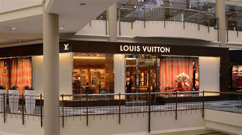 louis vuitton woodfield mall|louis vuitton store locations.